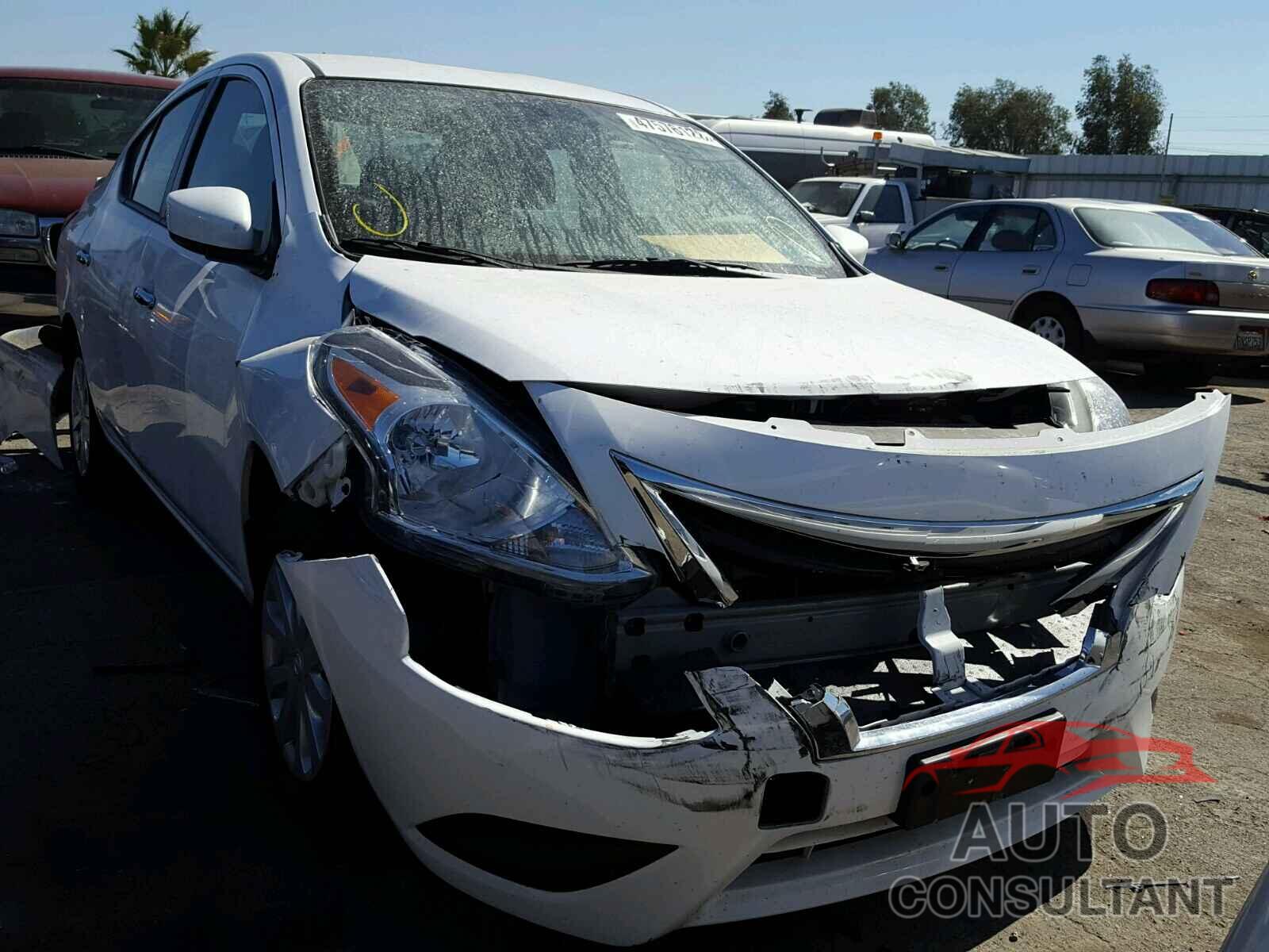 NISSAN VERSA 2017 - 3N1CN7AP3HL842223