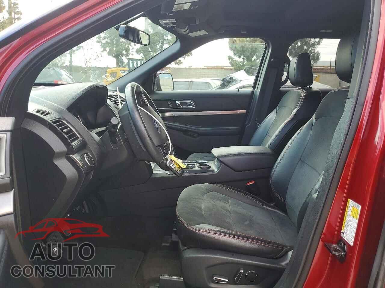 FORD EXPLORER 2018 - 1FM5K7D82JGB31525
