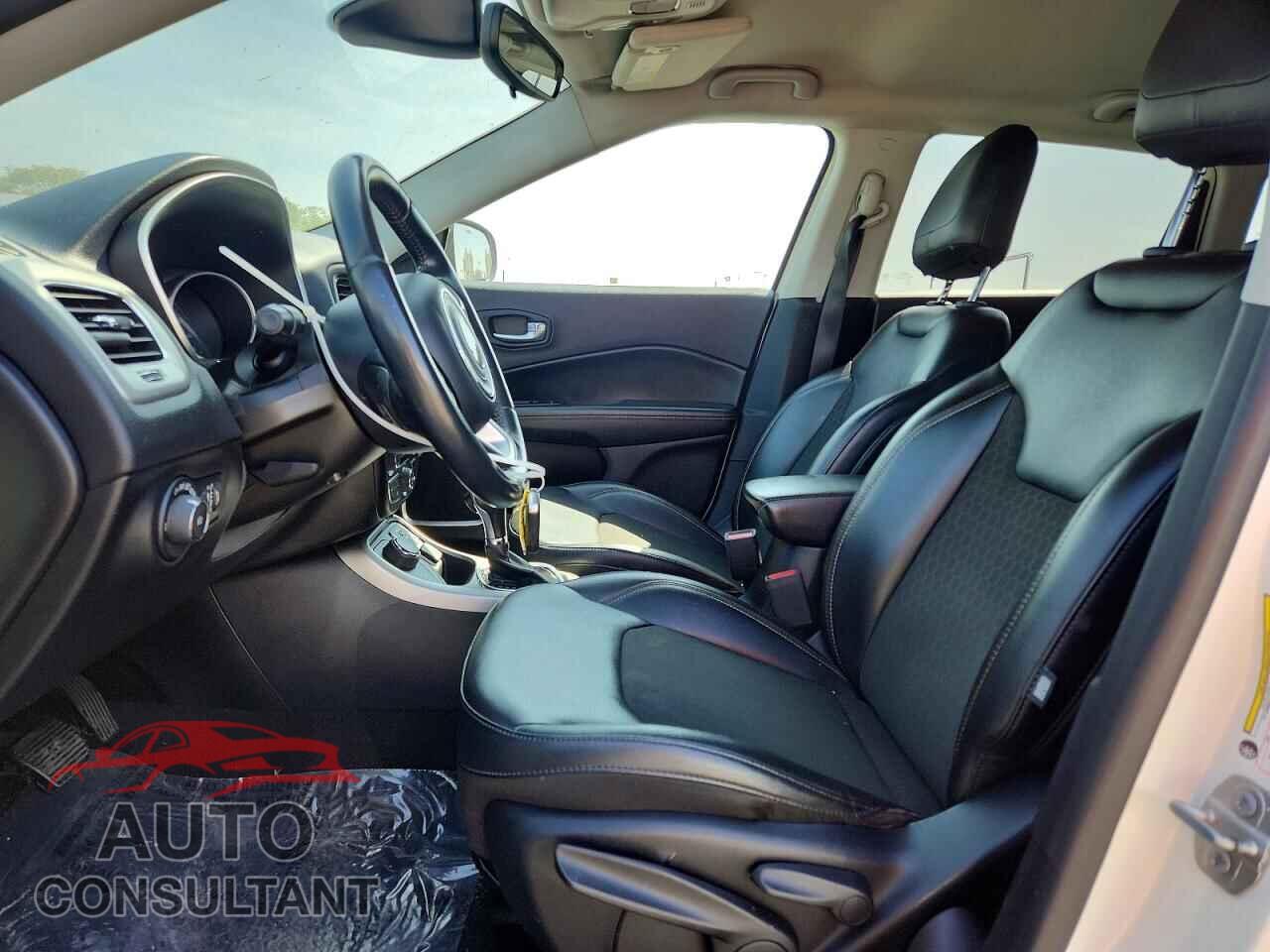 JEEP COMPASS 2020 - 3C4NJDBB6LT236345