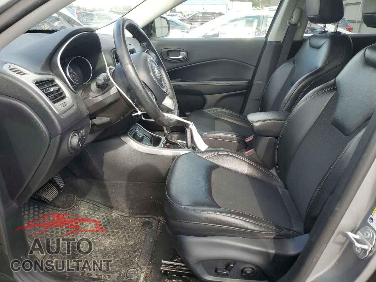 JEEP COMPASS 2019 - 3C4NJDBB1KT656304