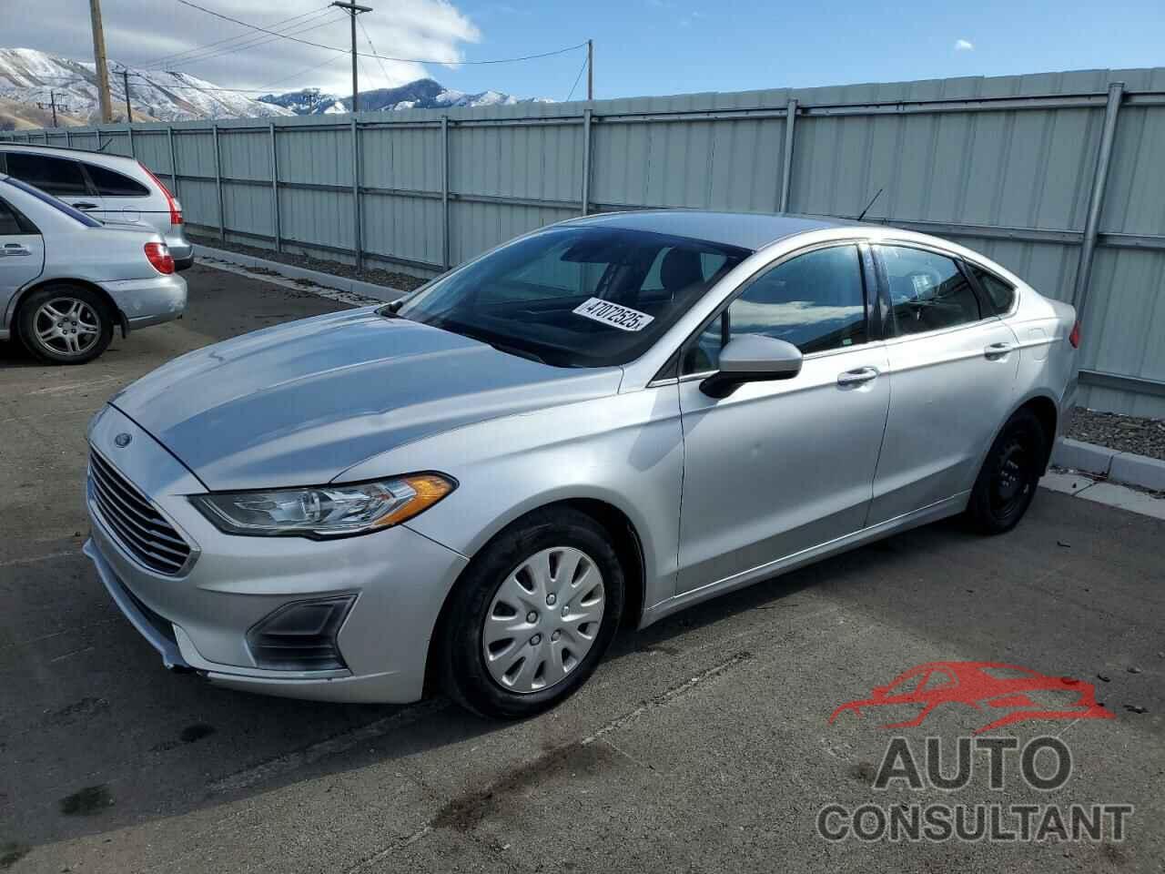 FORD FUSION 2019 - 3FA6P0G71KR104255