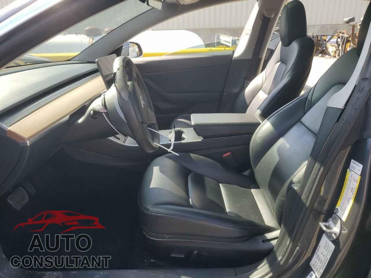 TESLA MODEL 3 2019 - 5YJ3E1EB5KF520780
