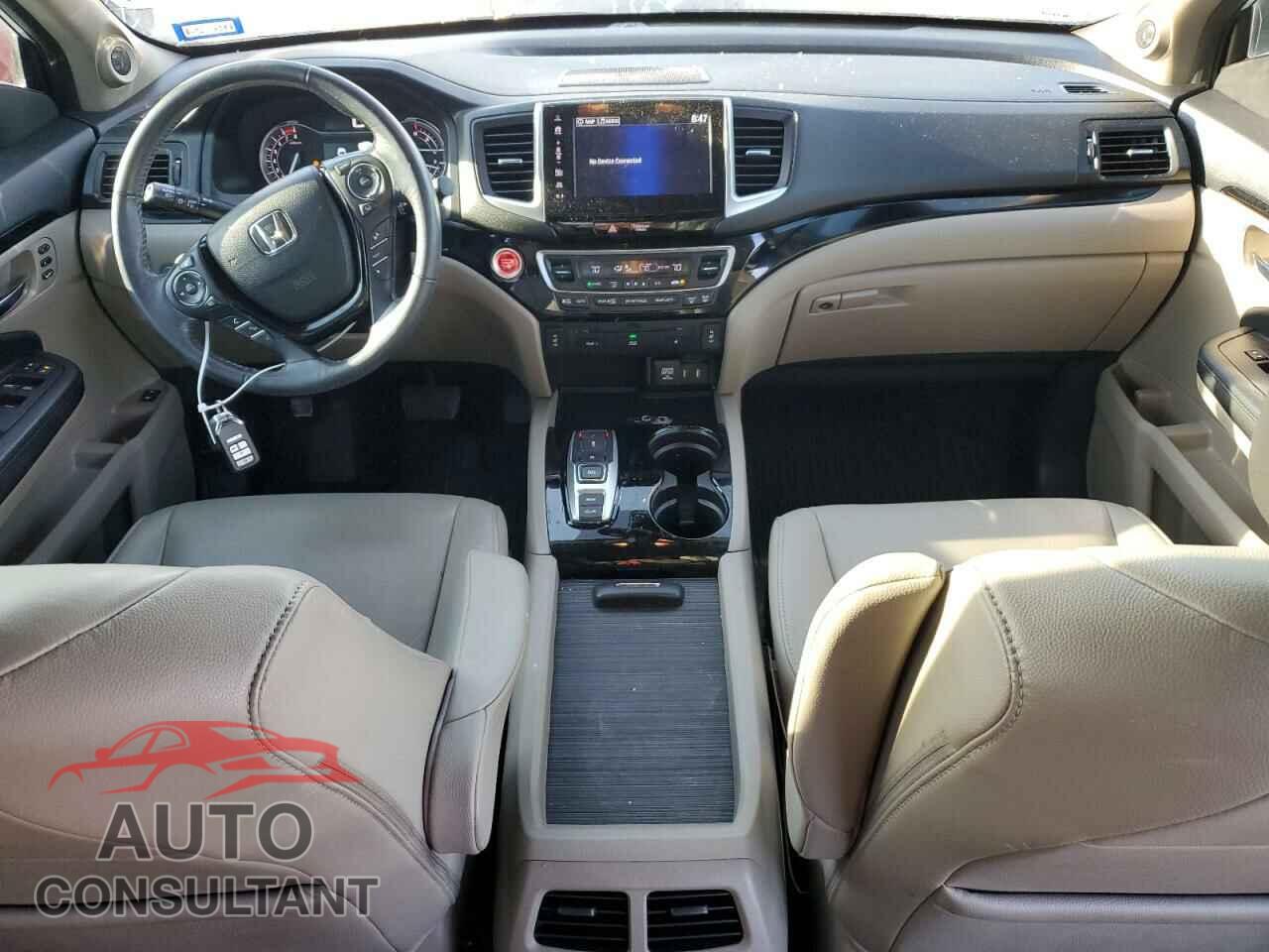 HONDA PILOT 2017 - 5FNYF5H94HB025126