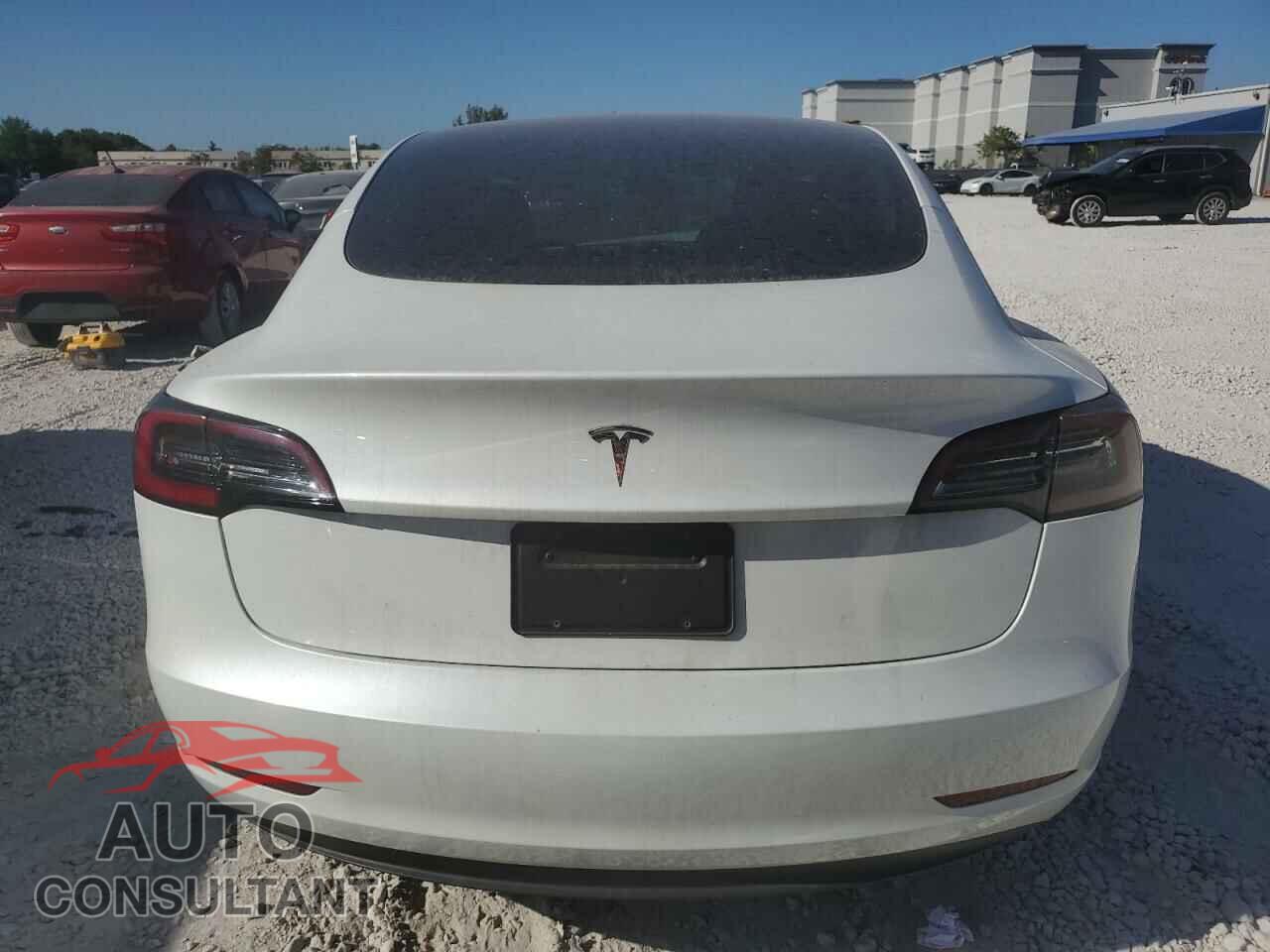 TESLA MODEL 3 2023 - 5YJ3E1EA9PF552470