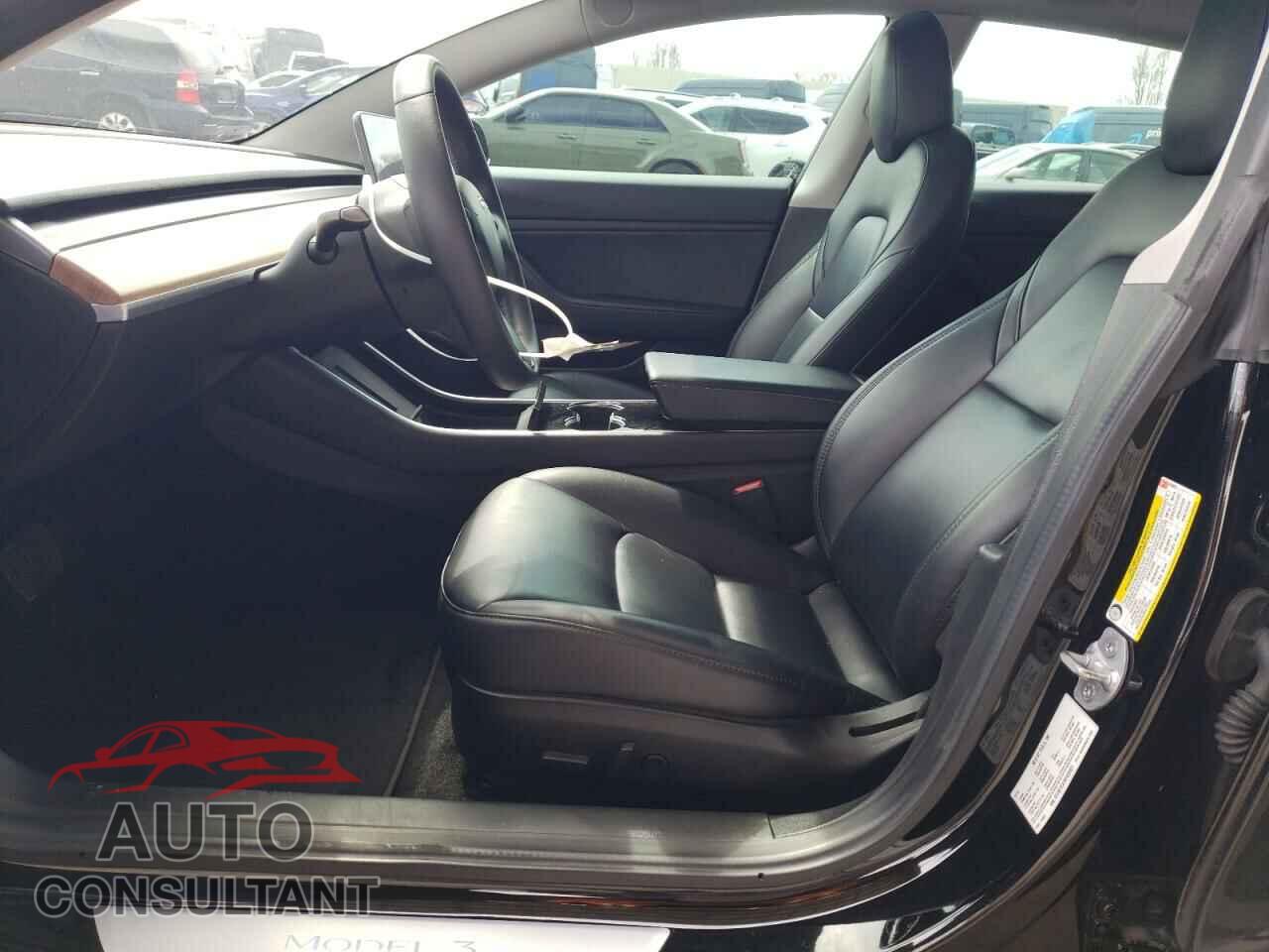 TESLA MODEL 3 2019 - 5YJ3E1EA7KF428951