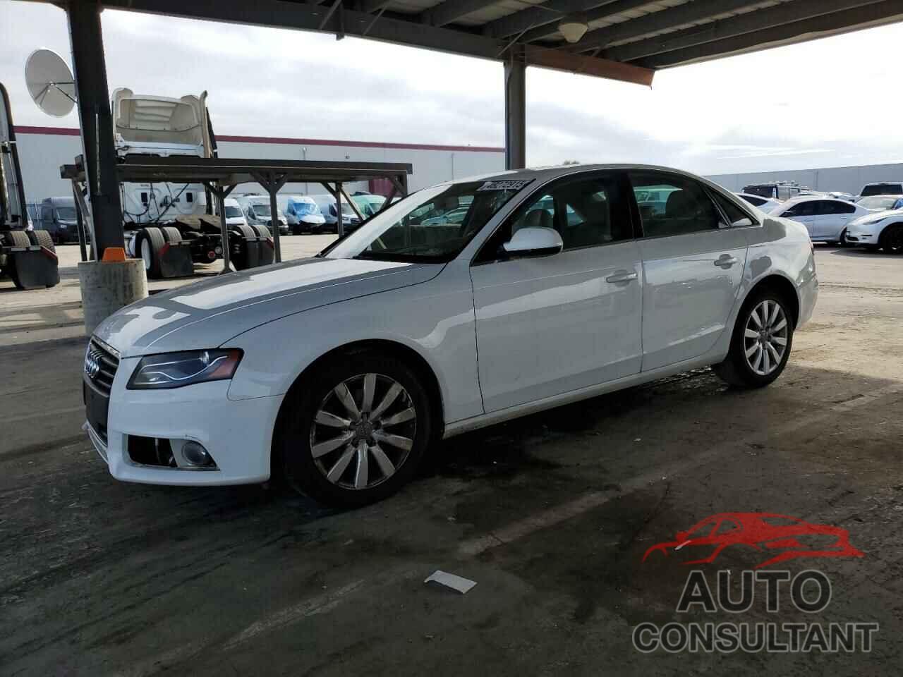 AUDI A4 2012 - WAUAFAFL2CN008325