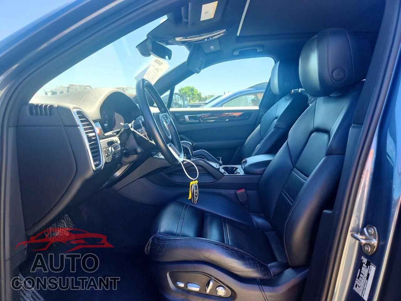 PORSCHE CAYENNE 2019 - WP1AA2AY7KDA07331