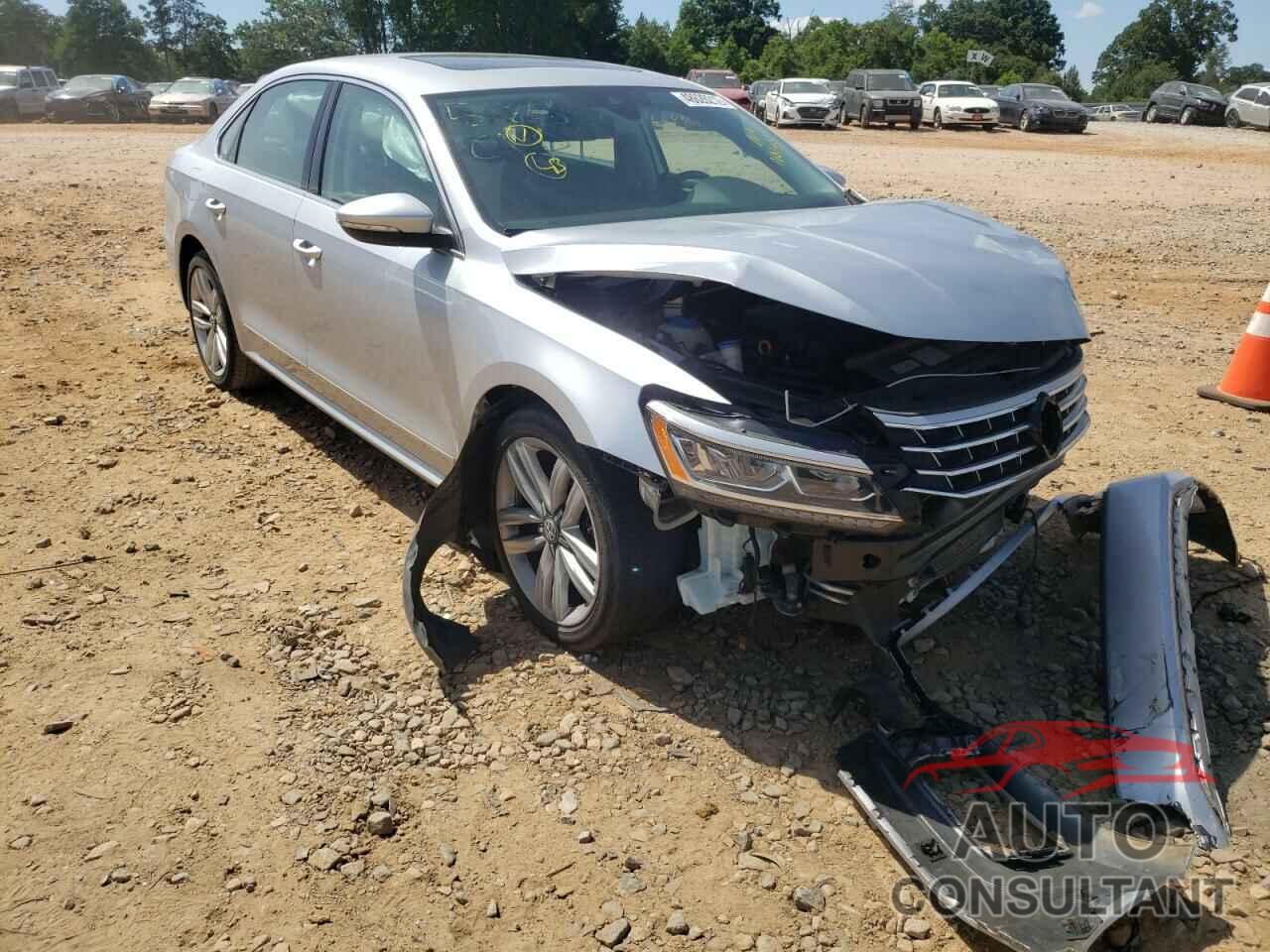 VOLKSWAGEN PASSAT 2017 - 1VWCT7A30HC080638