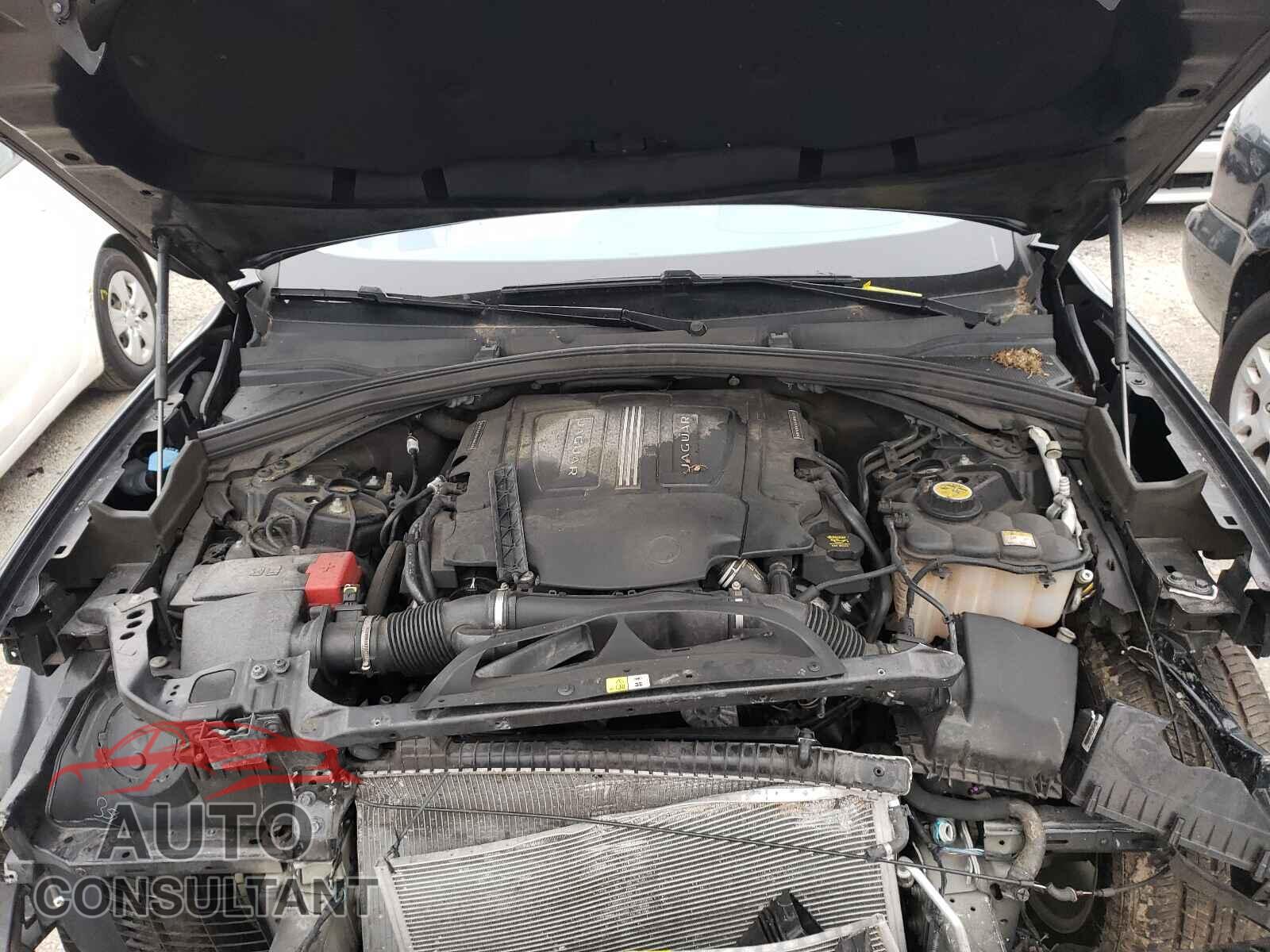 JAGUAR F-PACE 2017 - SADCJ2BV7HA049592