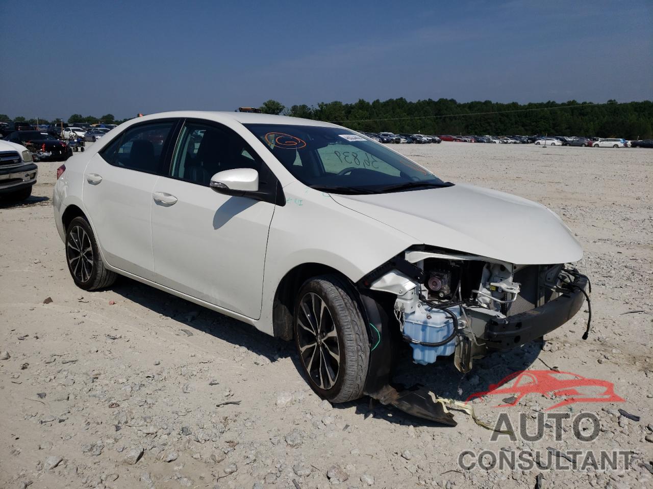 TOYOTA COROLLA 2018 - 5YFBURHEXJP792666