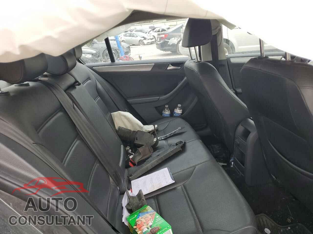 VOLKSWAGEN JETTA 2017 - 3VWDB7AJ9HM325876