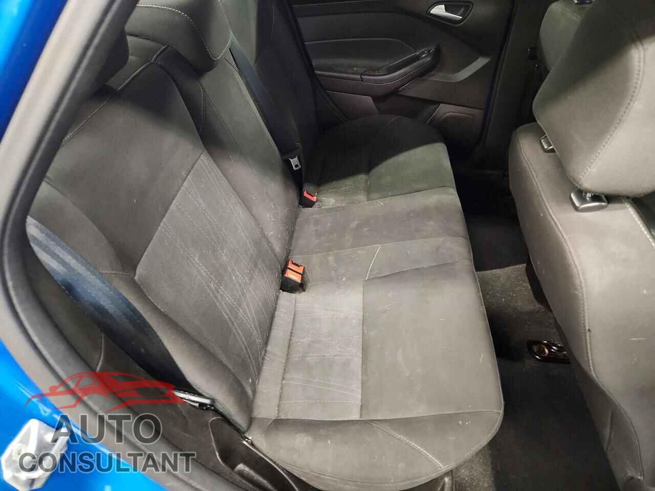 FORD FOCUS 2016 - 1FADP3F26GL383013