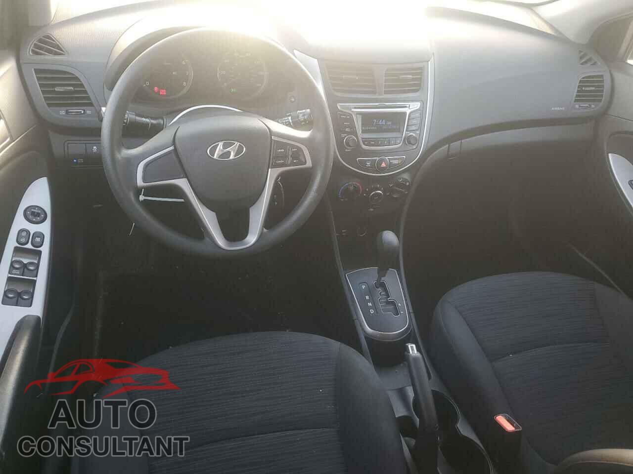 HYUNDAI ACCENT 2015 - KMHCT5AE9FU228376