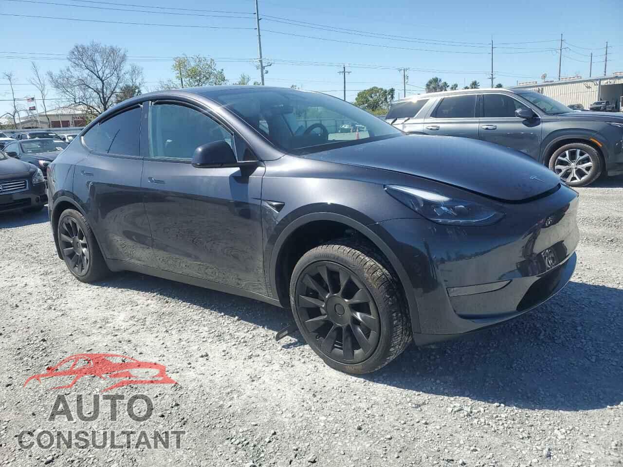 TESLA MODEL Y 2024 - 7SAYGDED3RF177273