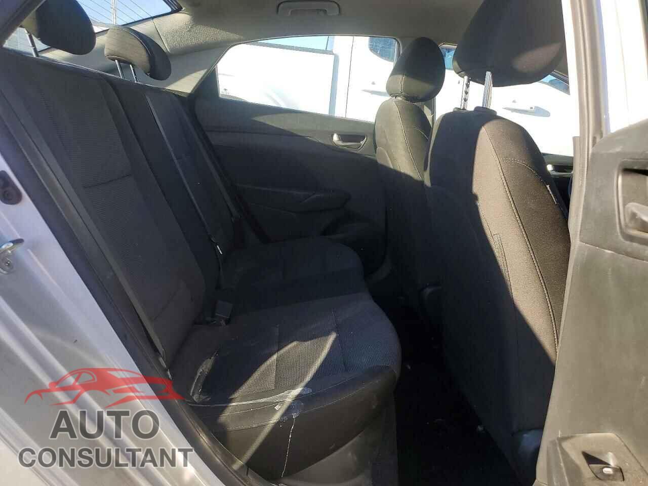 HYUNDAI ACCENT 2020 - 3KPC24A67LE110119