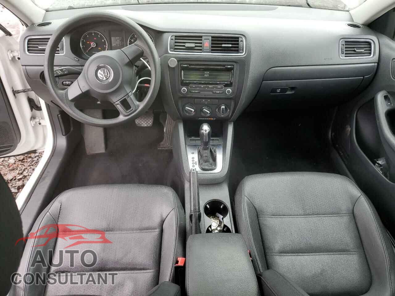 VOLKSWAGEN JETTA 2012 - 3VWDP7AJ3CM363100