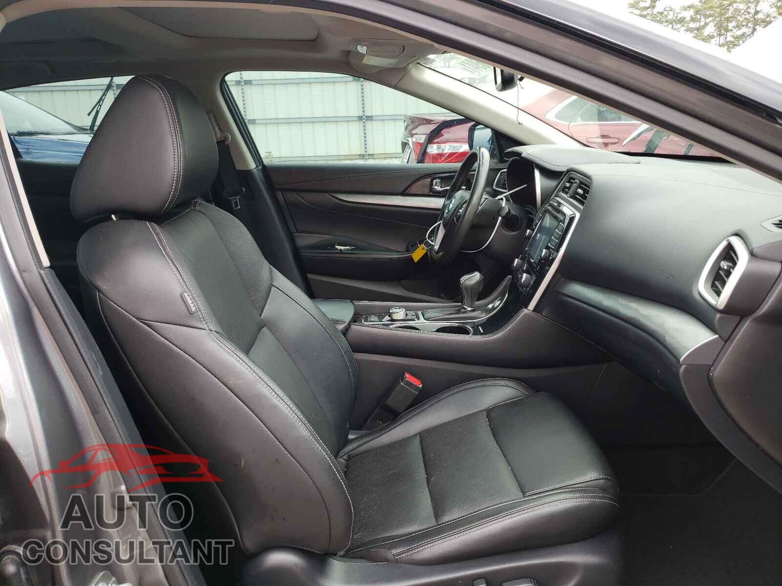 NISSAN MAXIMA 2017 - 1N4AA6APXHC428013