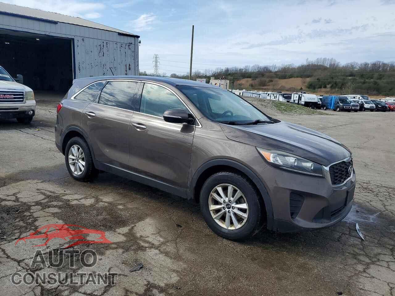 KIA SORENTO 2019 - 5XYPGDA58KG506085