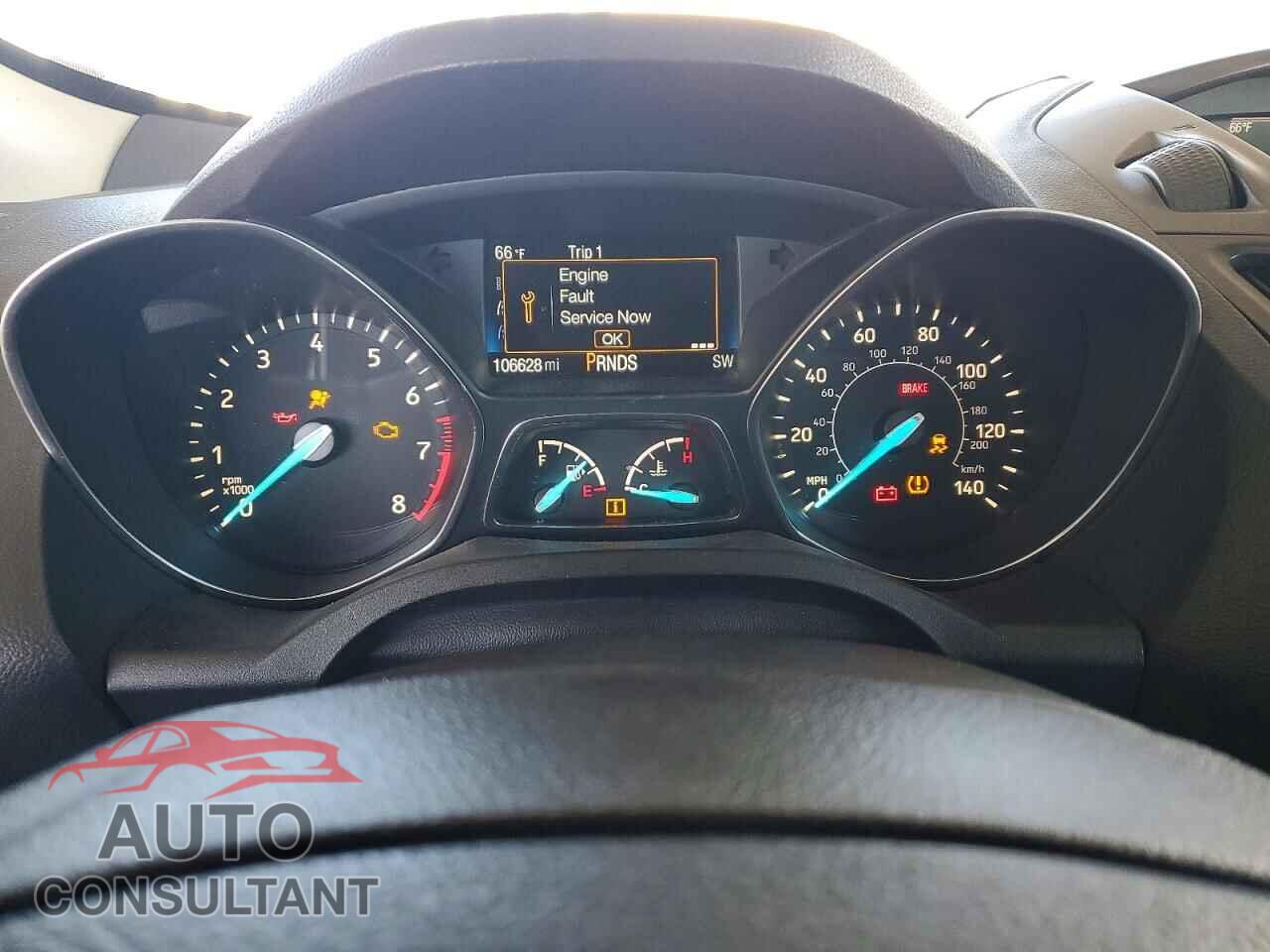 FORD ESCAPE 2017 - 1FMCU0F79HUD60602