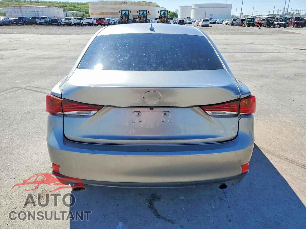 LEXUS IS 2016 - JTHBA1D29G5010920