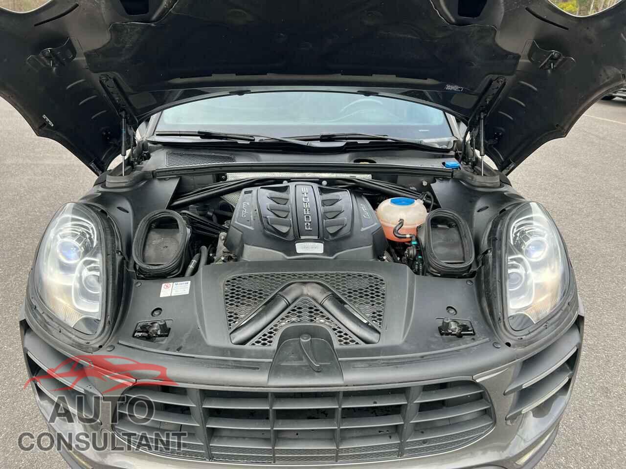 PORSCHE MACAN 2016 - WP1AF2A55GLB92287