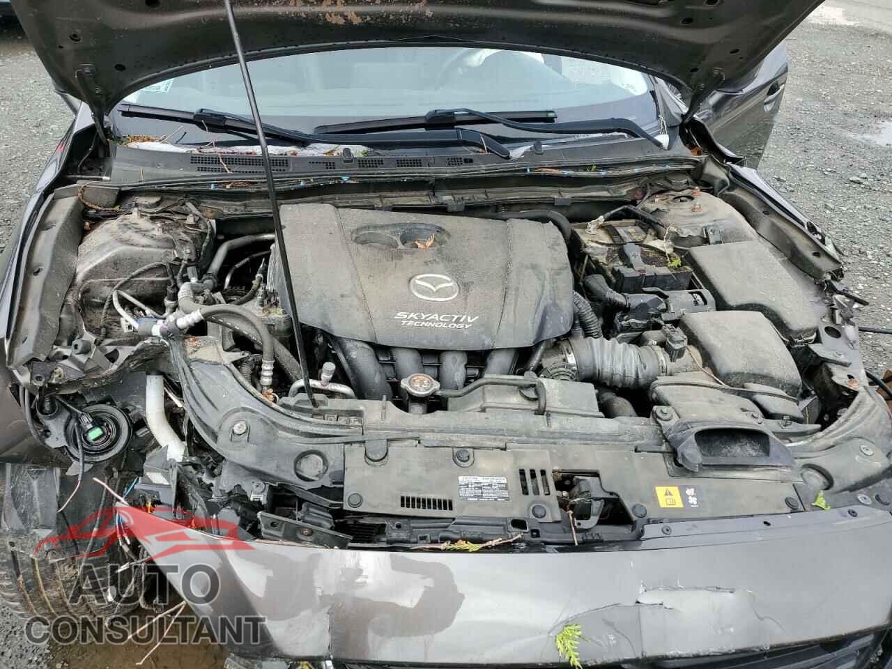 MAZDA 3 2017 - 3MZBN1L7XHM118068