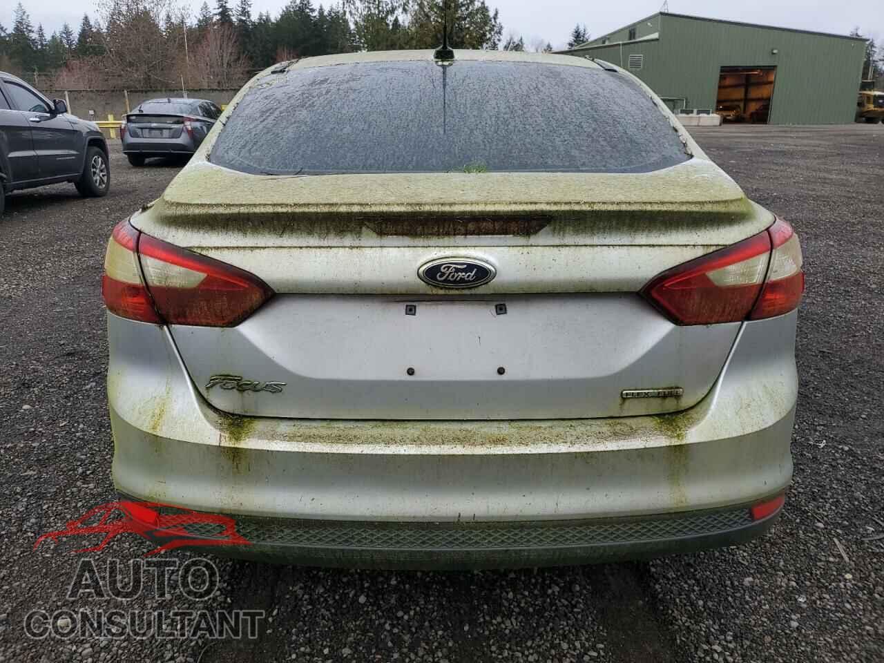 FORD FOCUS 2014 - 1FADP3E24EL270630