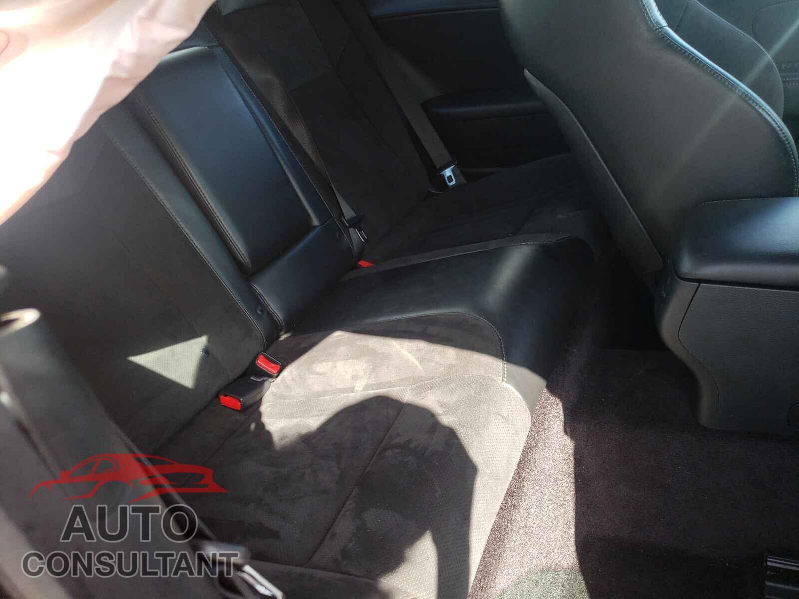 DODGE CHALLENGER 2017 - 2C3CDZGG6HH556043