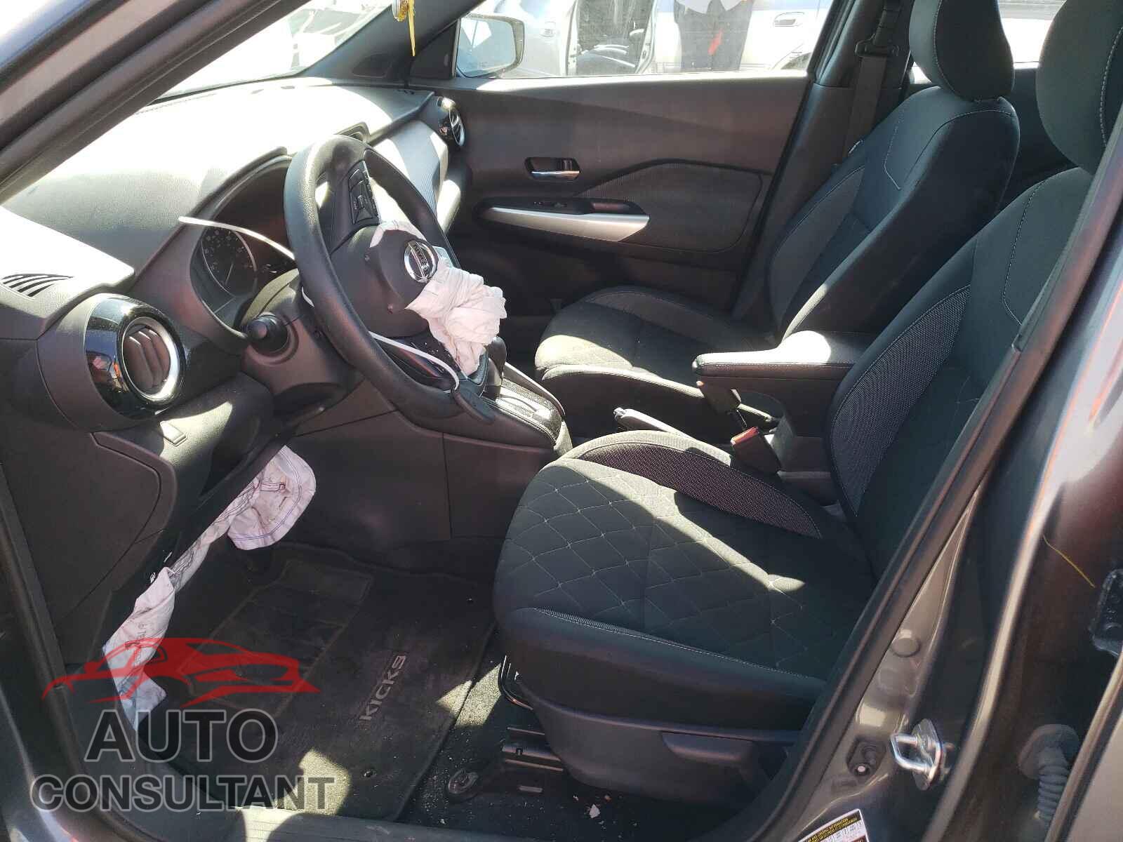 NISSAN KICKS 2019 - 3N1CP5CU3KL566196