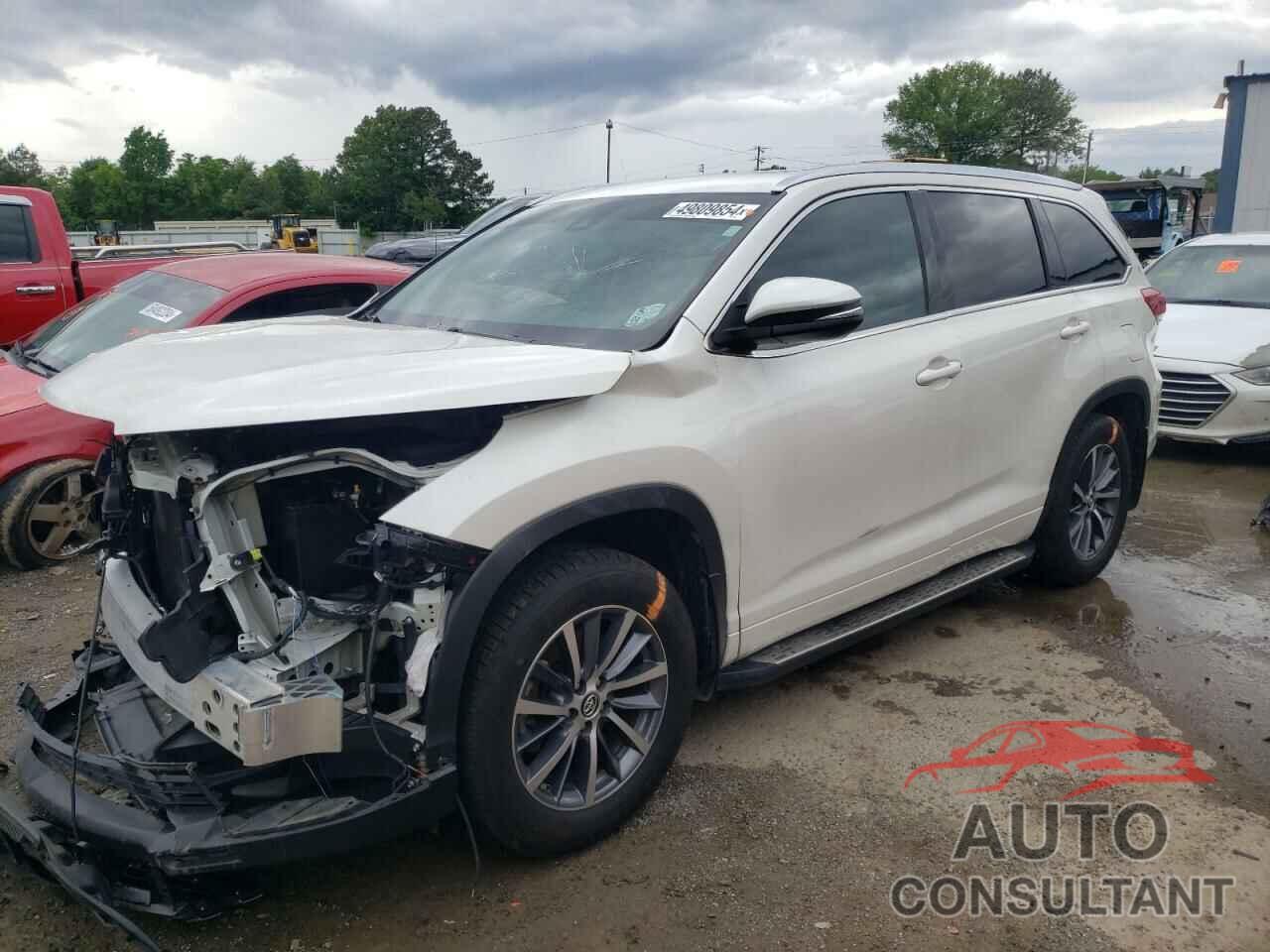 TOYOTA HIGHLANDER 2018 - 5TDKZRFHXJS528160