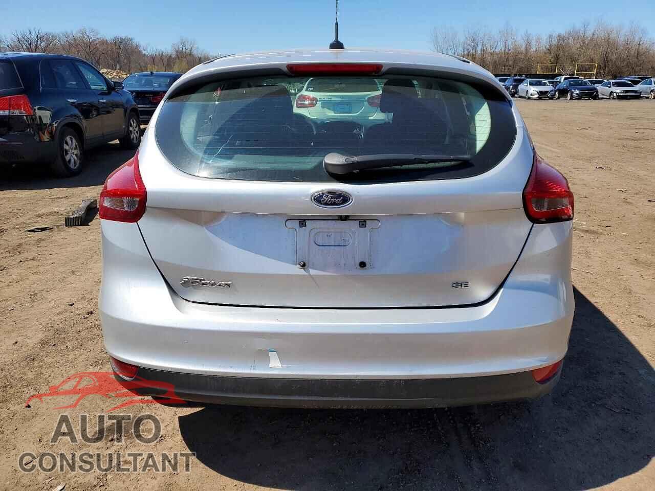 FORD FOCUS 2017 - 1FADP3K22HL286754