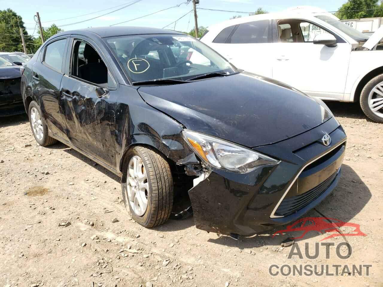 TOYOTA YARIS 2017 - 3MYDLBYV2HY159755