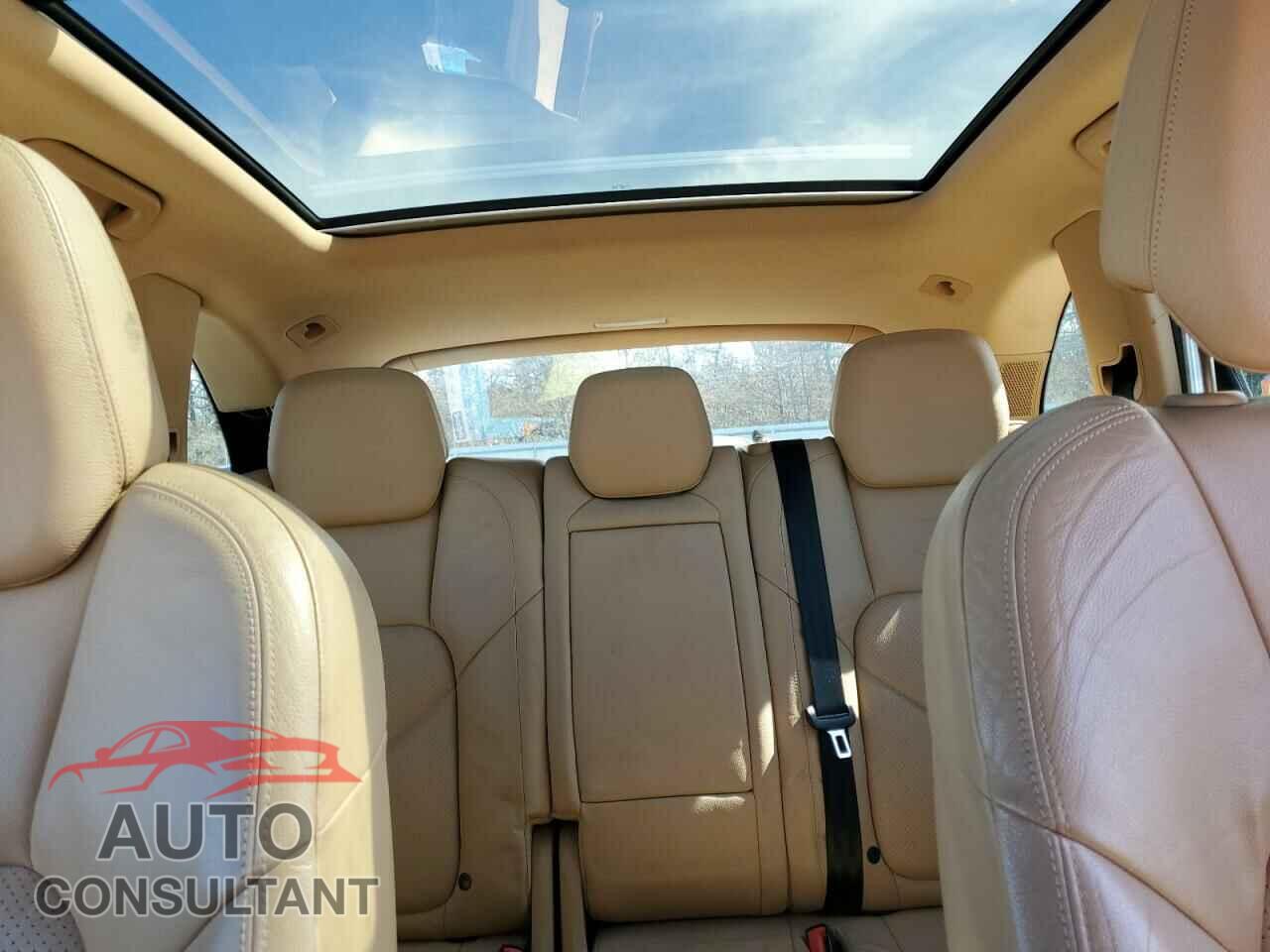 PORSCHE CAYENNE 2012 - WP1AA2A22CLA10950