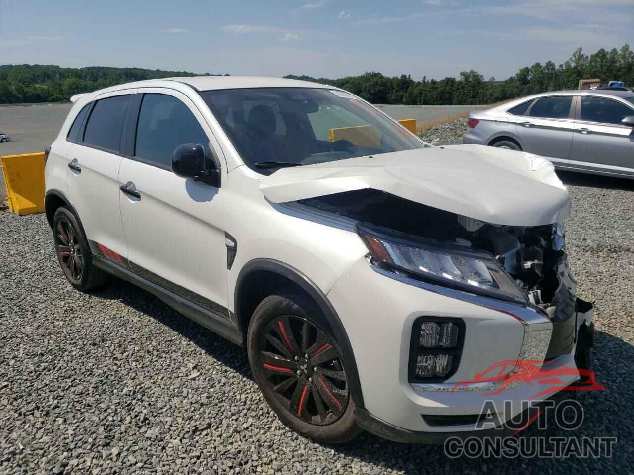 MITSUBISHI OUTLANDER 2021 - JA4APUAU5MU011593