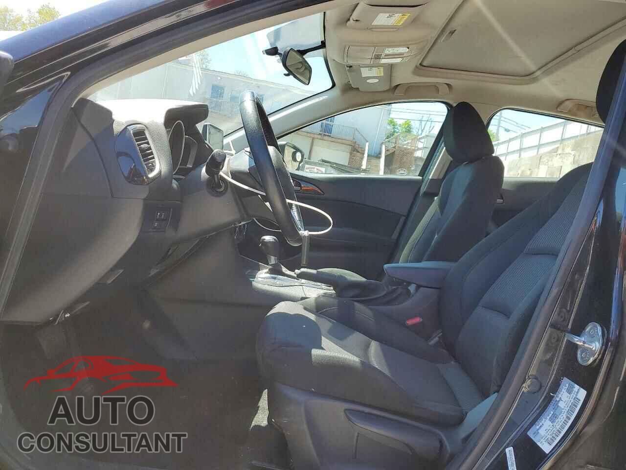 MAZDA 3 2016 - 3MZBM1L70GM276131