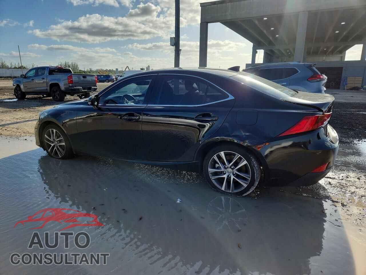 LEXUS IS 2018 - JTHBA1D26J5067647