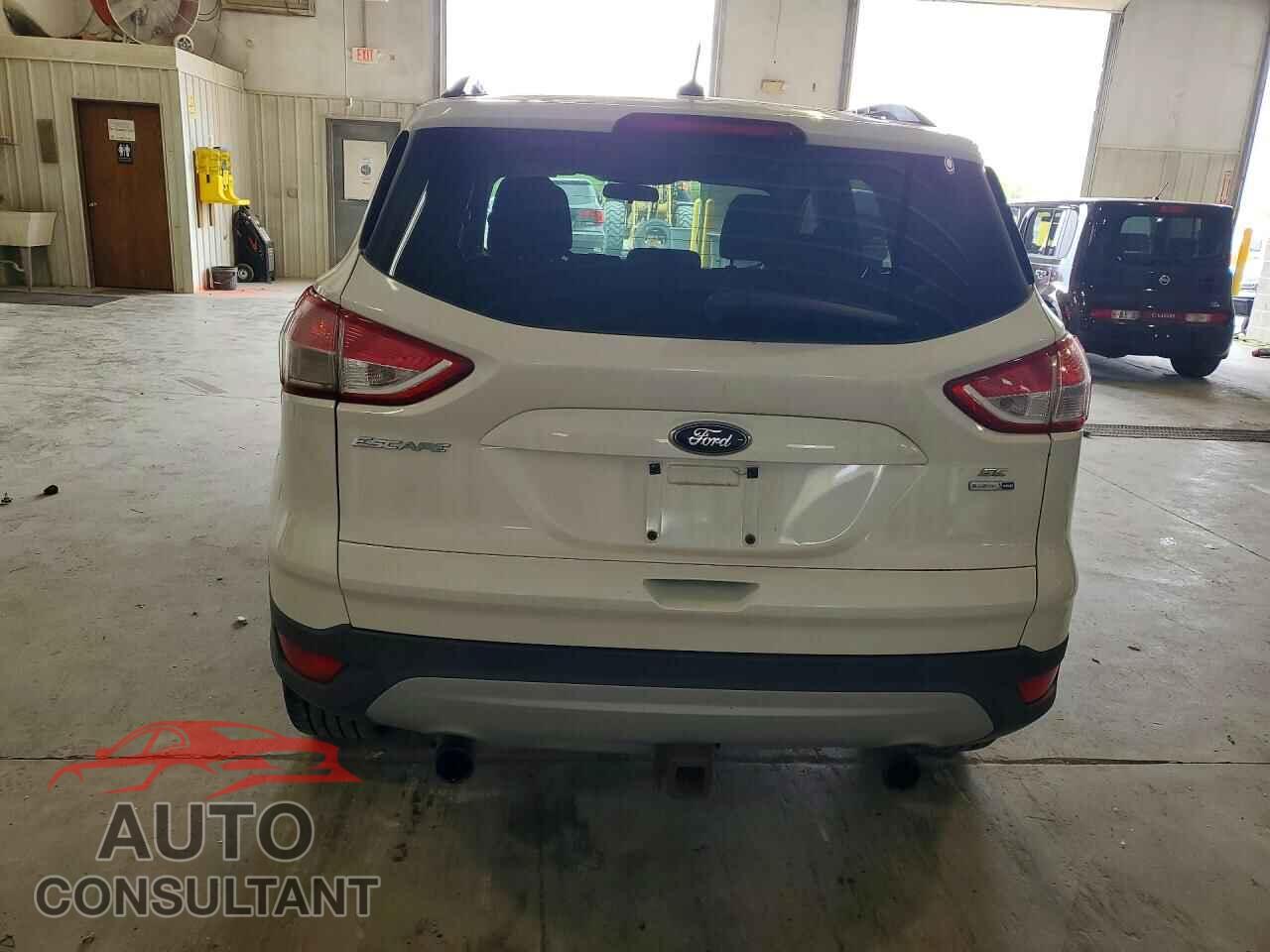 FORD ESCAPE 2013 - 1FMCU9G94DUB23384