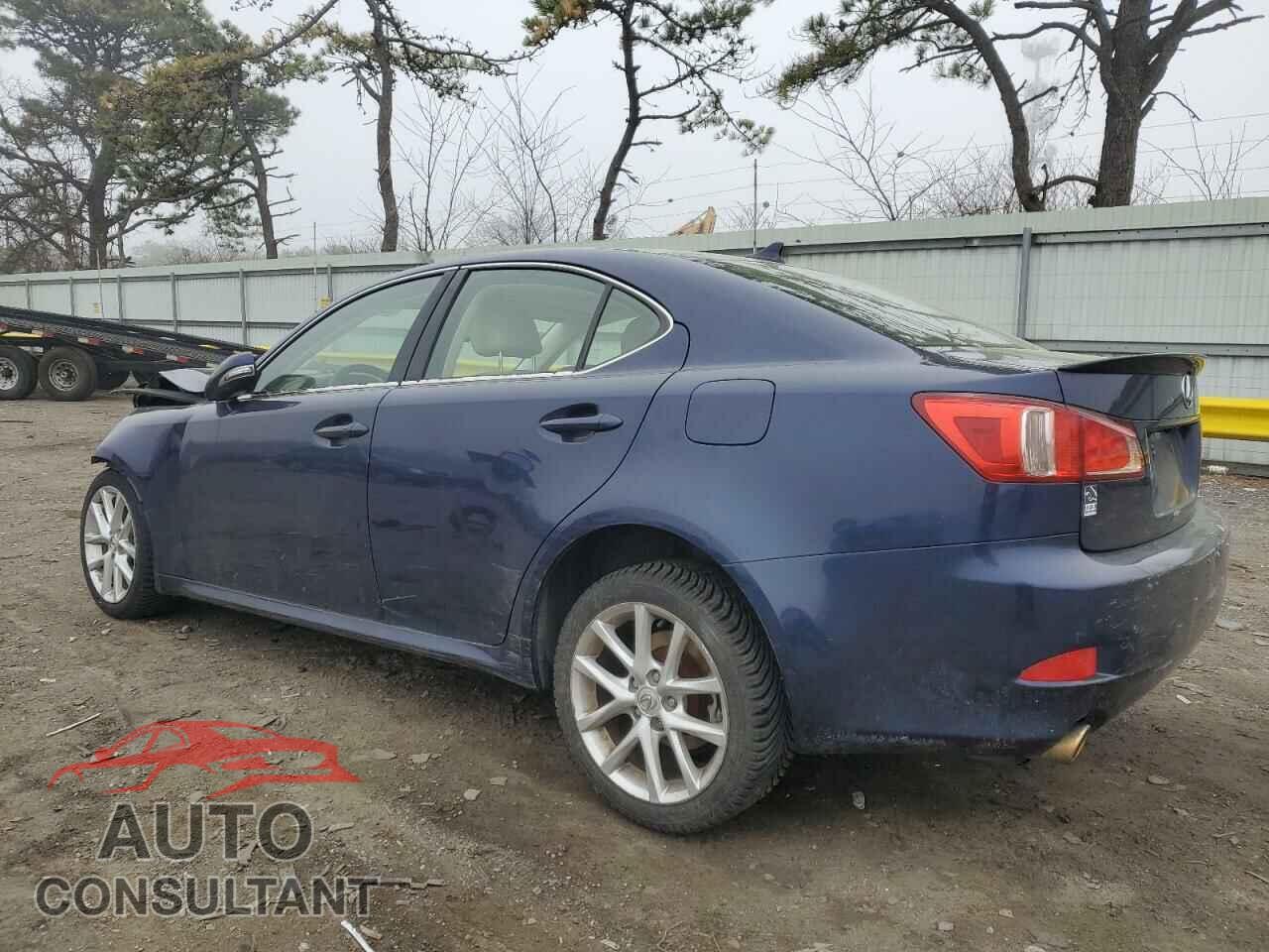 LEXUS IS 2012 - JTHCF5C25C5059380