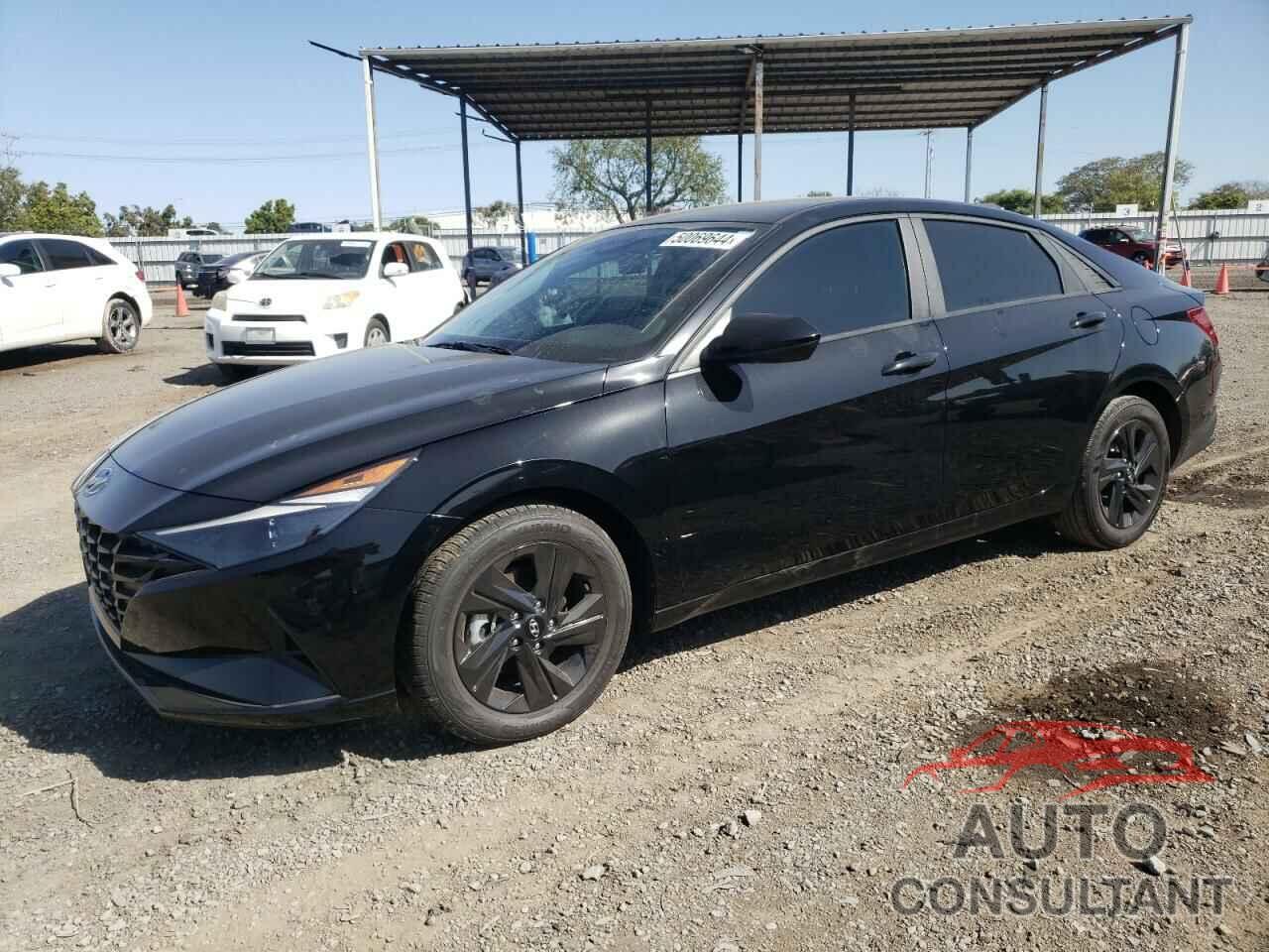 HYUNDAI ELANTRA 2023 - KMHLM4AG9PU435408