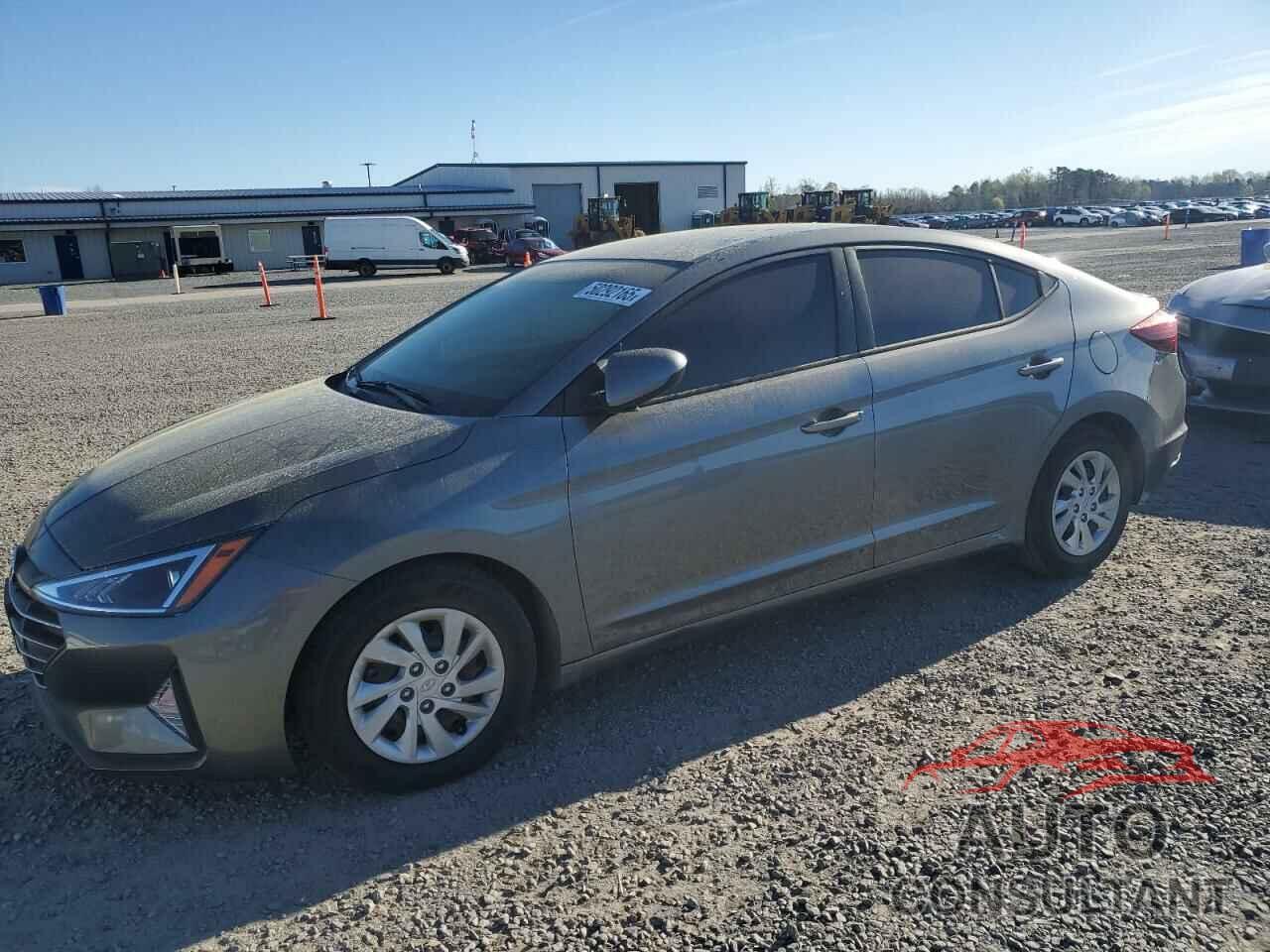 HYUNDAI ELANTRA 2019 - 5NPD74LF4KH442743