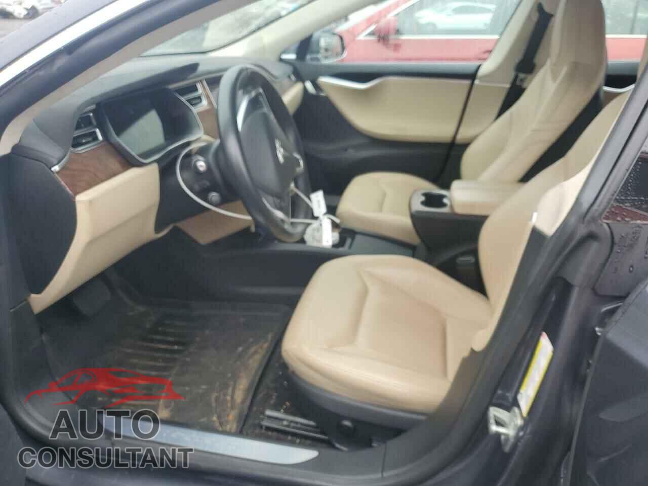 TESLA MODEL S 2016 - 5YJSA1E2XGF167662