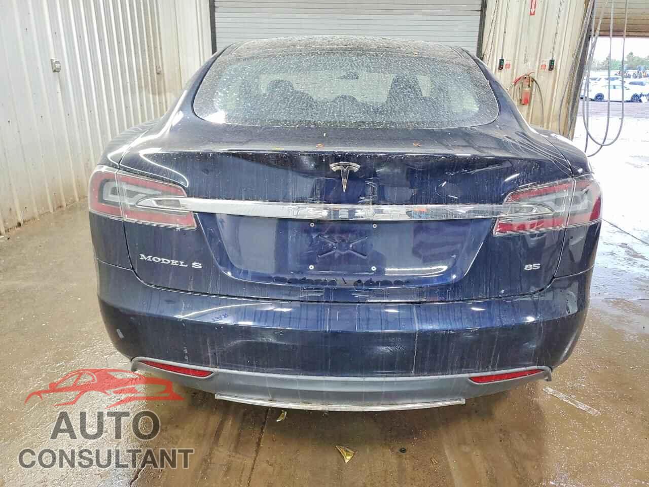 TESLA MODEL S 2013 - 5YJSA1CN2DFP14528