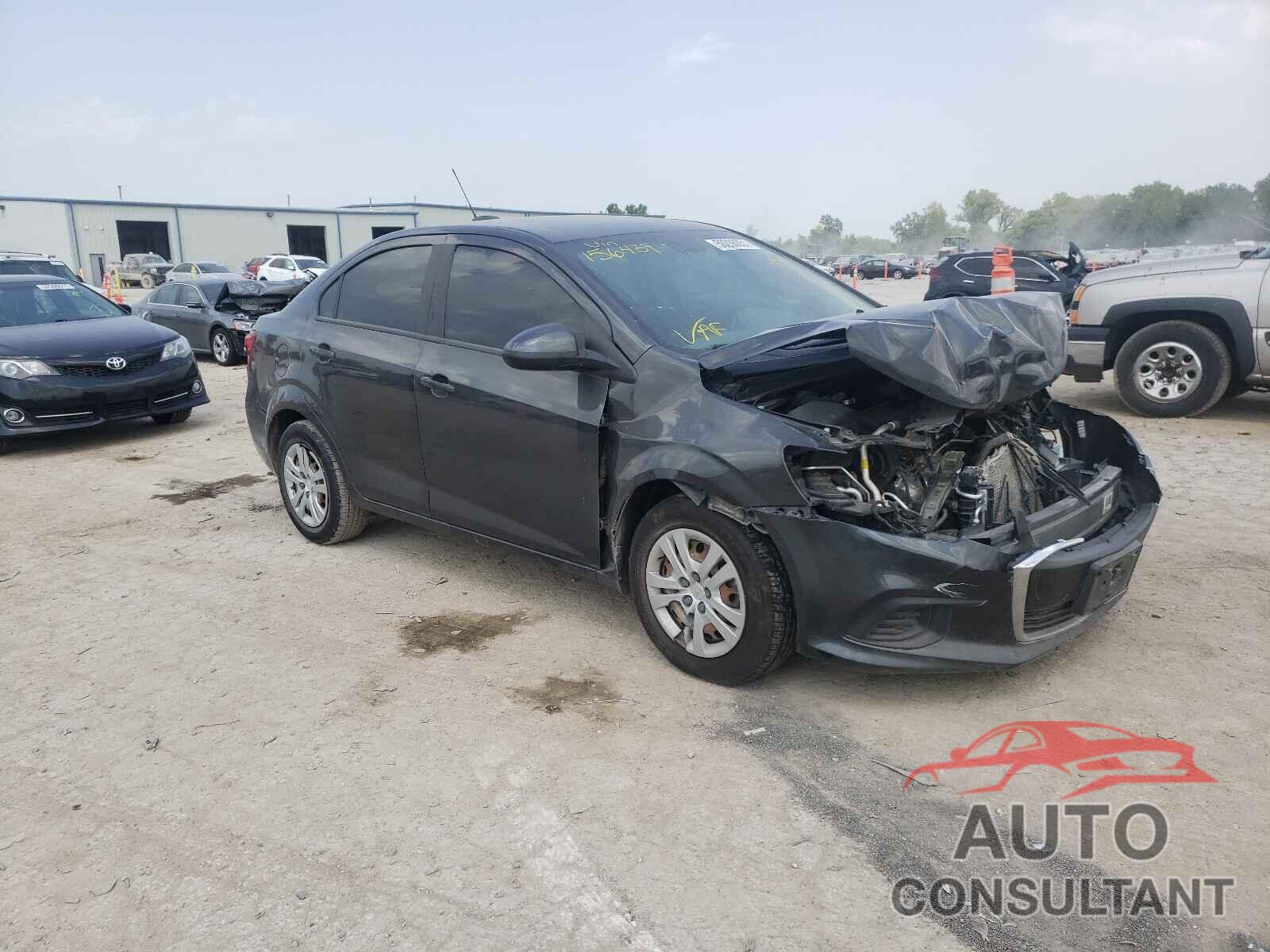 CHEVROLET SONIC 2017 - 1G1JB5SH4H4156439
