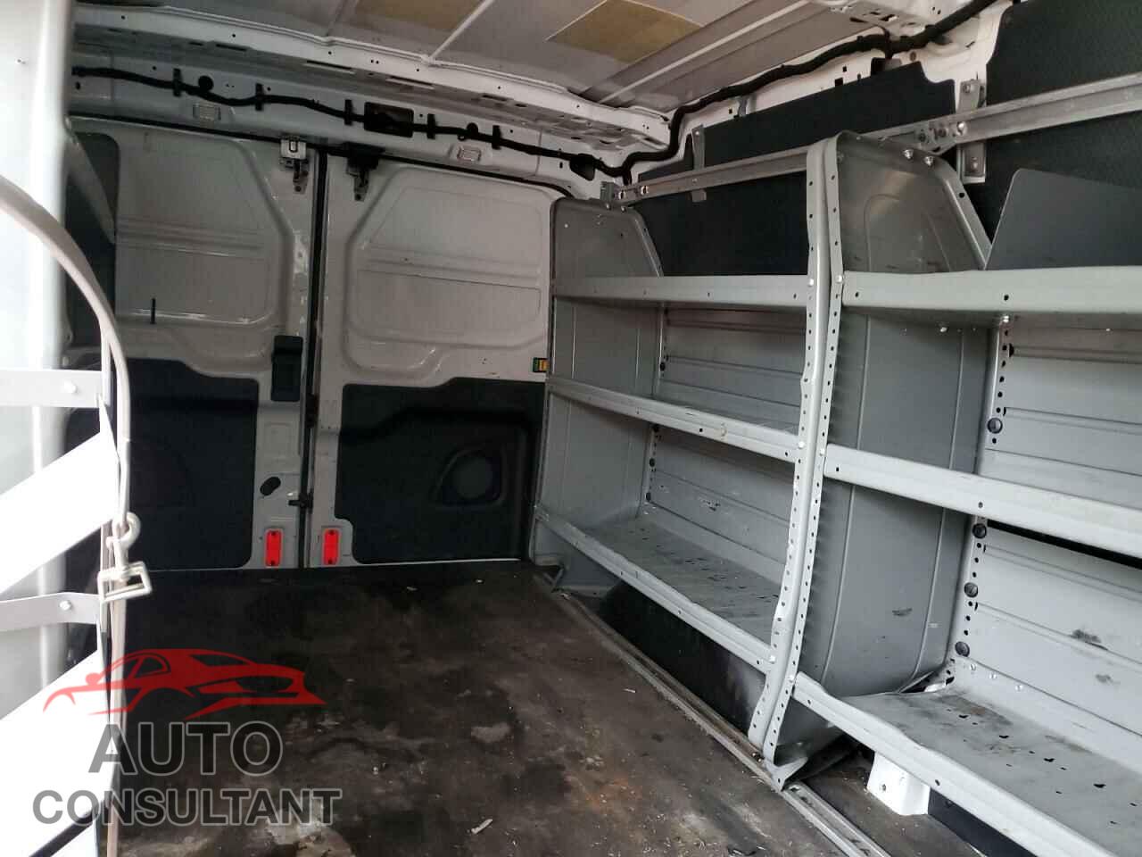 FORD TRANSIT 2018 - 1FTYR1ZM2JKA40574