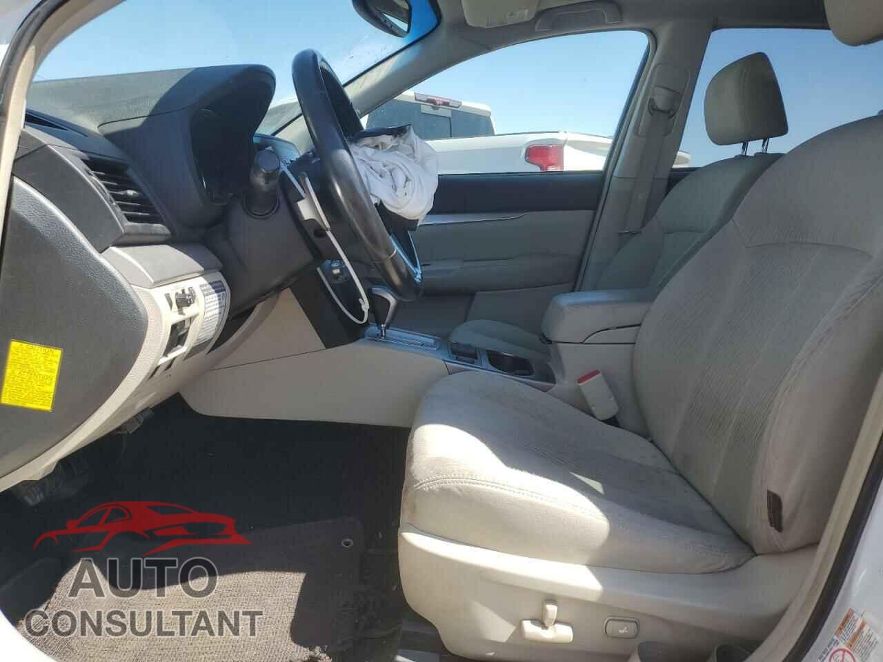 SUBARU OUTBACK 2011 - 4S4BRBGC3B3401999