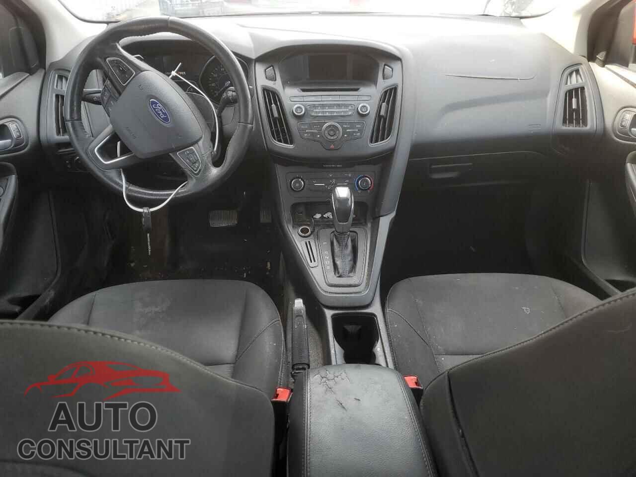 FORD FOCUS 2016 - 1FADP3F2XGL301395
