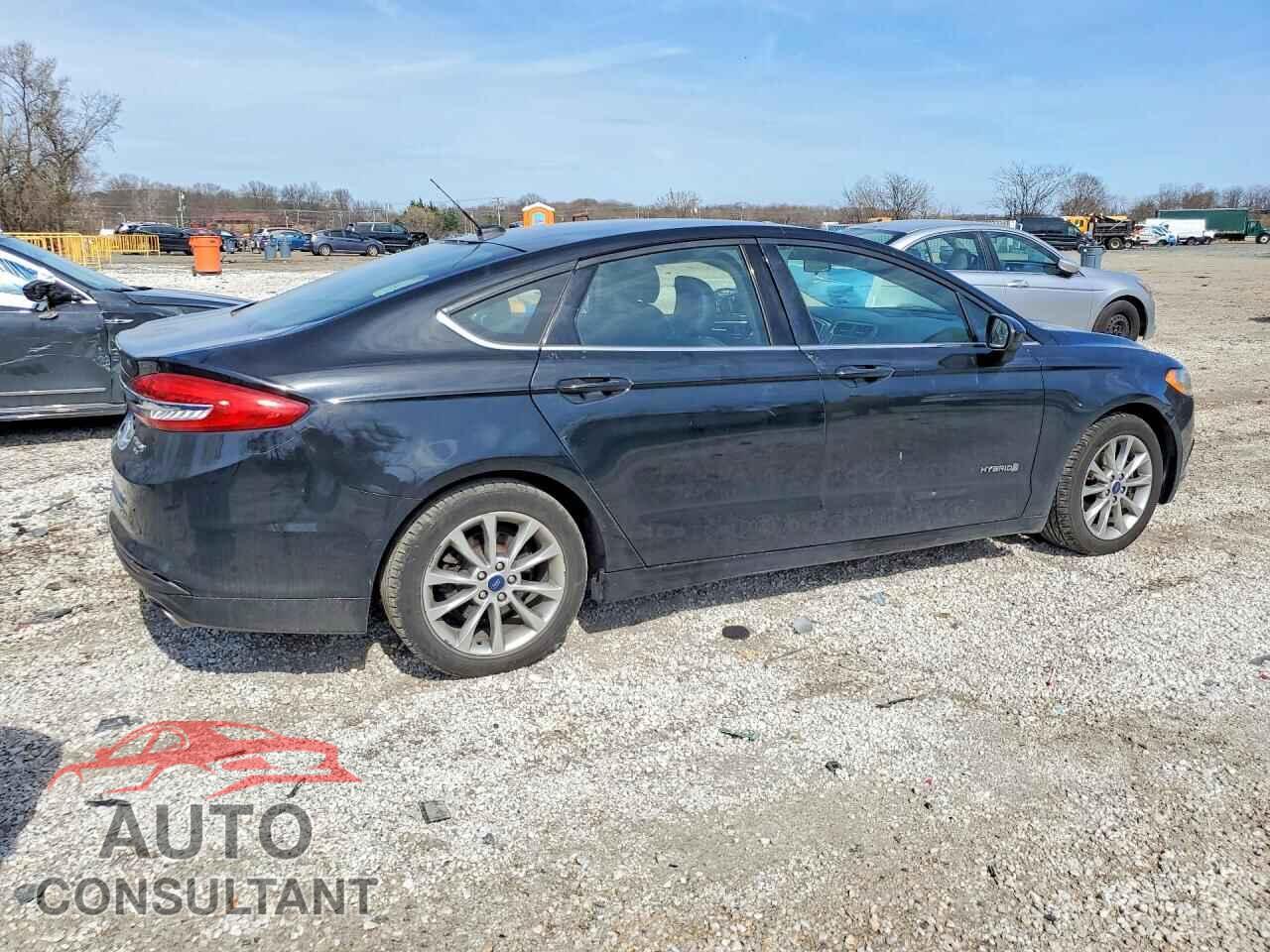 FORD FUSION 2017 - 3FA6P0LU0HR117132