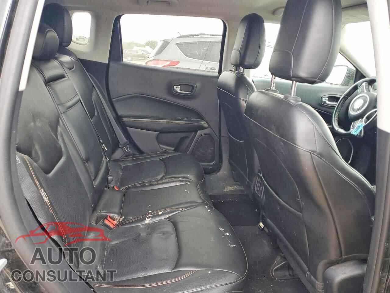 JEEP COMPASS 2018 - 3C4NJDCB2JT258872