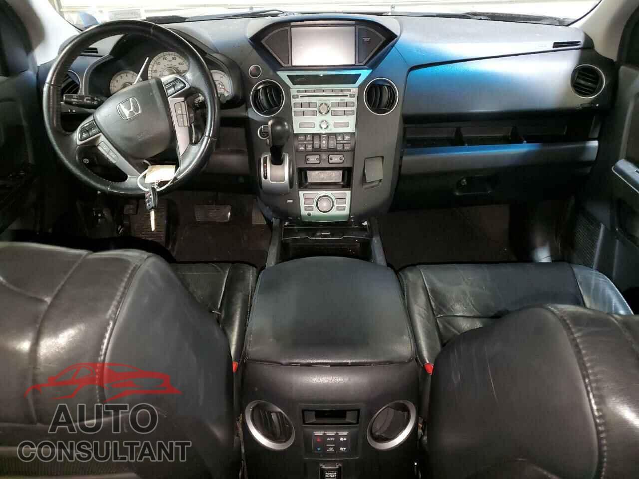 HONDA PILOT 2011 - 5FNYF4H75BB092205
