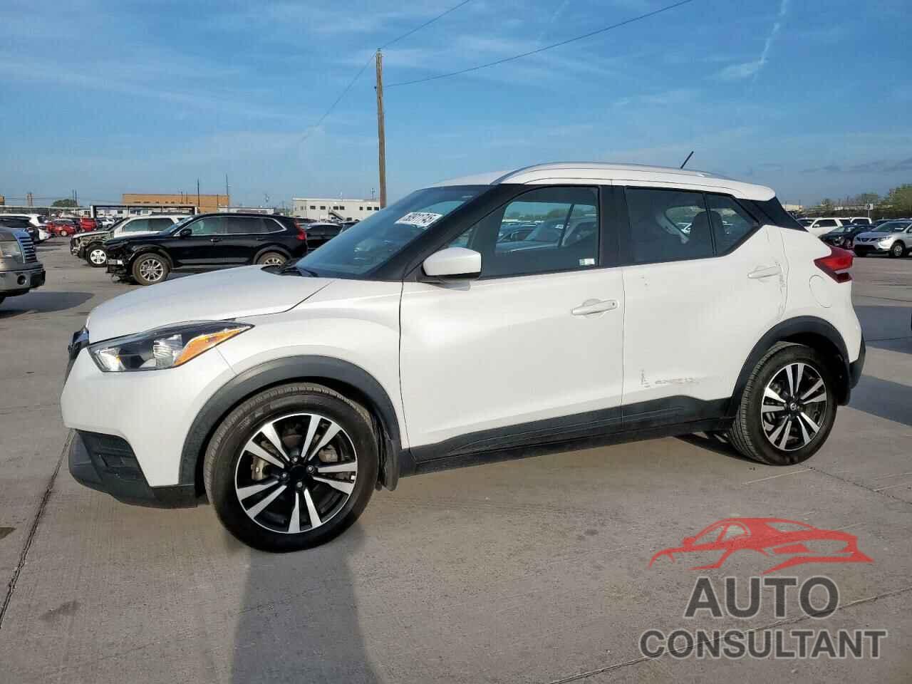 NISSAN KICKS 2018 - 3N1CP5CU4JL506720